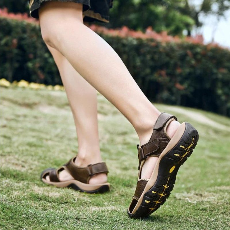 Sandales orthopédiques pour homme, bout extra large et brides réglables