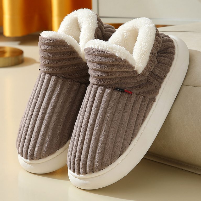 Chaussons orthopédiques d'hiver en peluche chaude