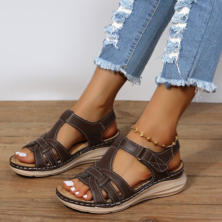 Sandales orthopédiques pour femme avec soutien de la voûte plantaire et coupe confort
