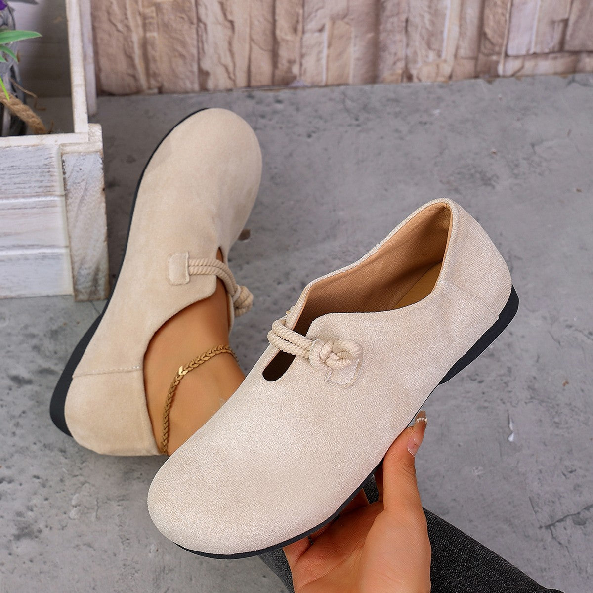 Chaussures plates confortables pour femme, coupe large et amorti doux